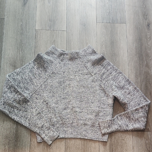 Free People Gray Women's Sweater - Picture 1 of 6